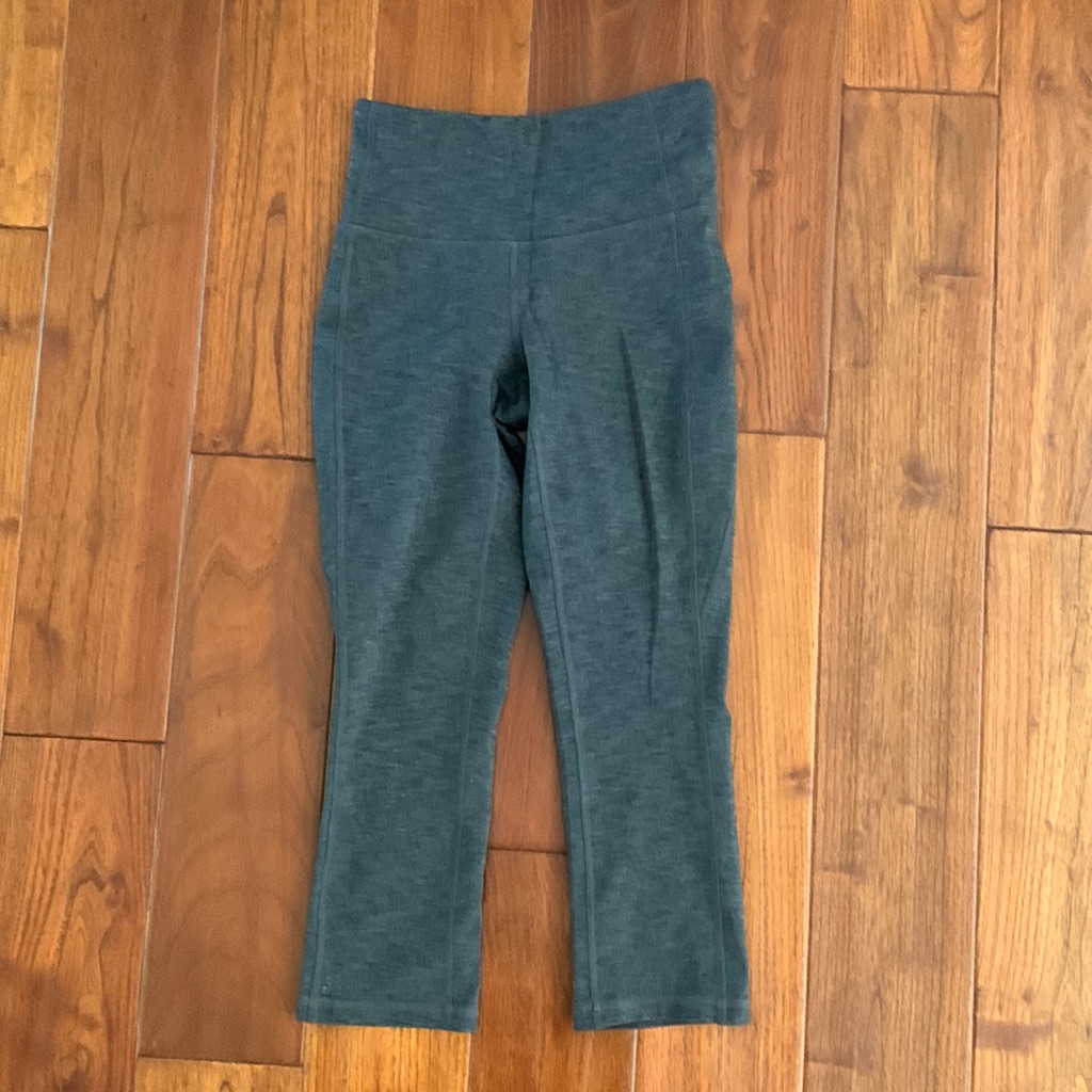 Lucy Powermax Perfect Core Capri Legging Gray High Rise Athleisure Size M